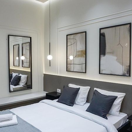 Central Life Belgrado Esterno foto